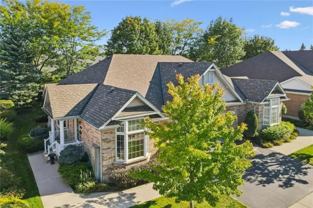 11 Honeysuckle Drive, Guelph ON N1G 4X7