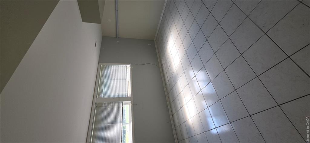 18 High Street, Waterloo ON N2L 3X6