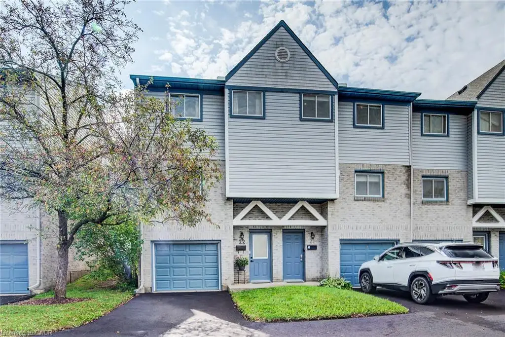 22-589 Beechwood Drive, Waterloo ON N2T 2K9