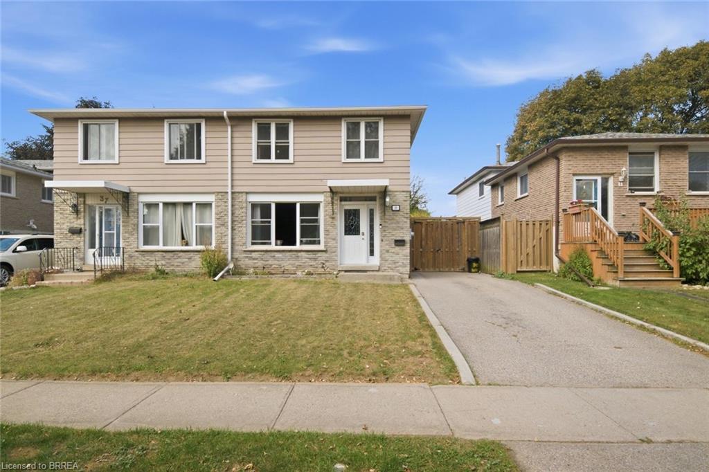 39 Magnolia Drive, Paris ON N3L 3M9
