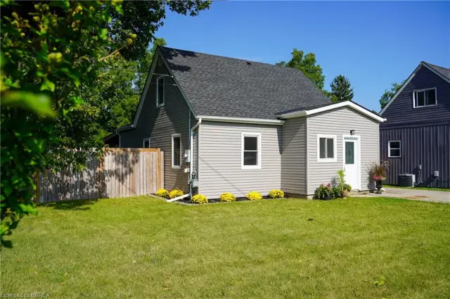 4 John Street, Brantford ON N3T 4H7