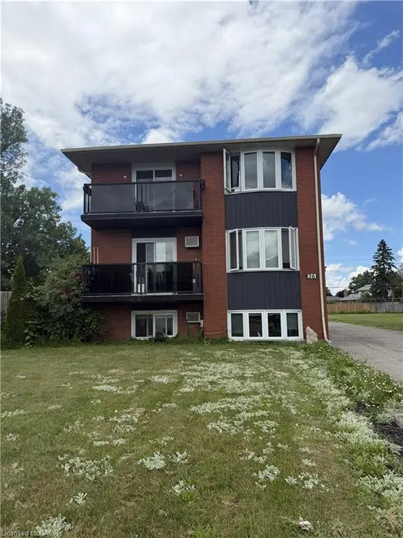 26 Carnaby Crescent, Kitchener ON N2A 1M7