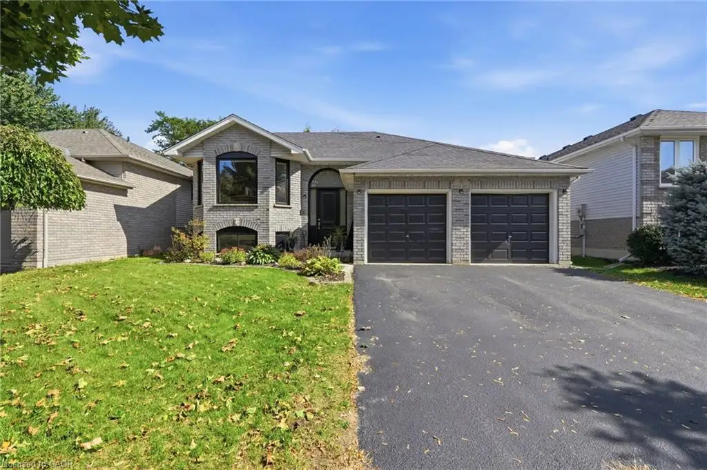 8 Moyle Drive, Brantford ON N3V 1E5