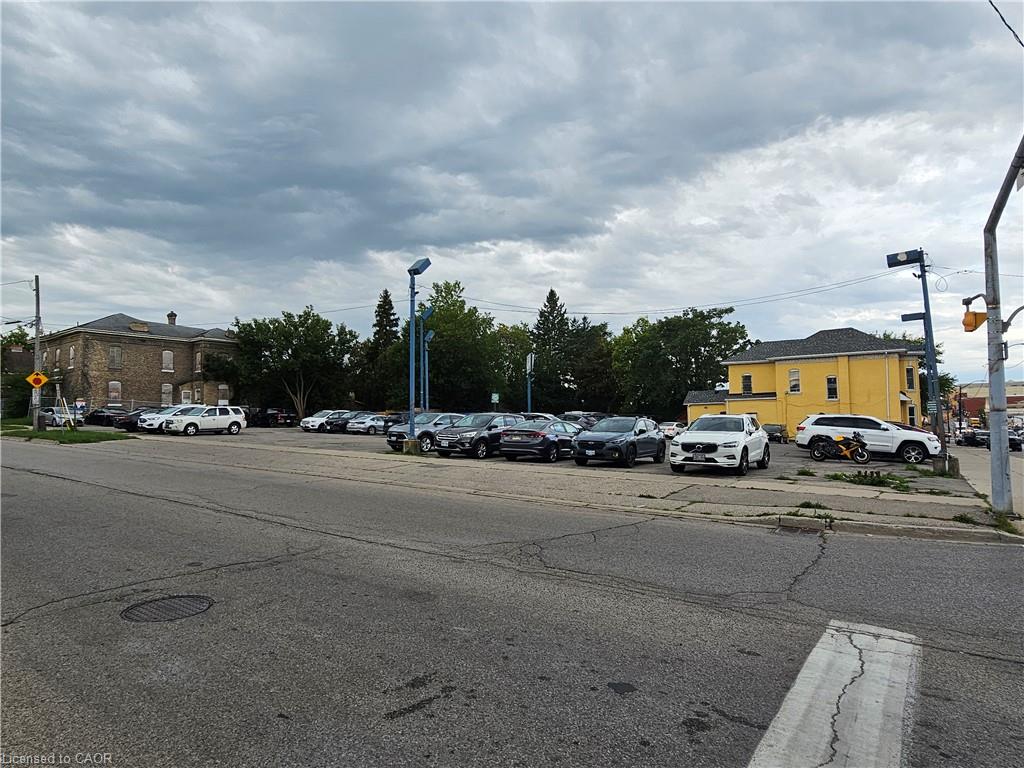 341 Colborne Street, Brantford ON N3S 3N1
