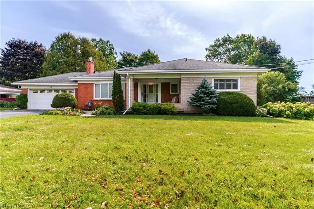 Welcome to 12 Davern Road in the quiet Tutela Heights neighbourhood in Brantford.