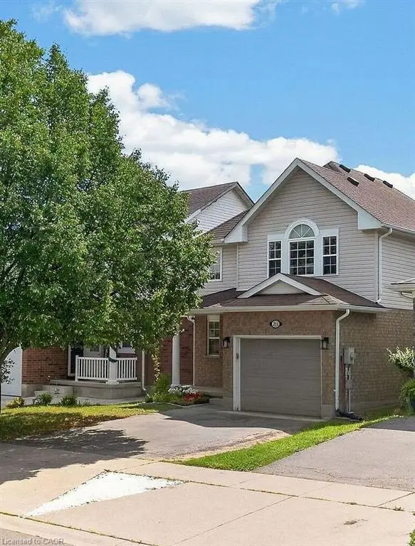 211 Melran Drive, Cambridge ON N3C 4E5