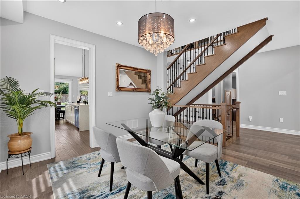 48 Harpin Way E, Centre Wellington ON N1M 0E9