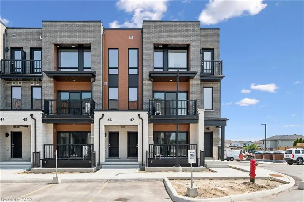 B047-525 Erinbrook Drive, Kitchener ON N2E 0L4