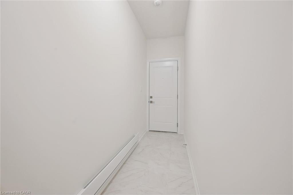 B047-525 Erinbrook Drive, Kitchener ON N2E 0L4