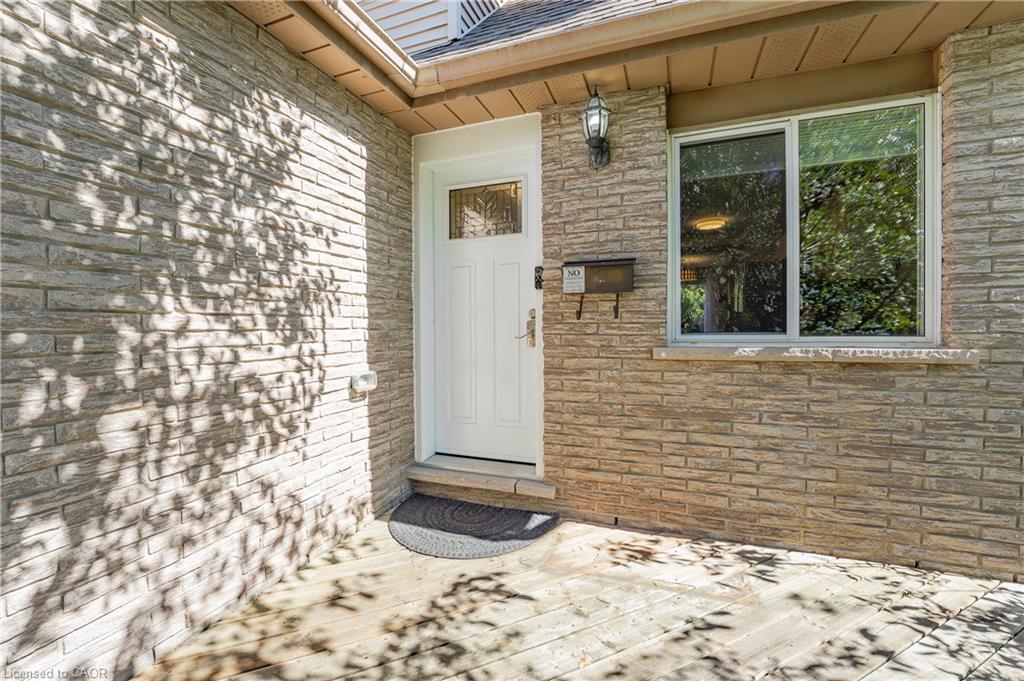 34 Camrose Court, Kitchener ON N2M 5J5