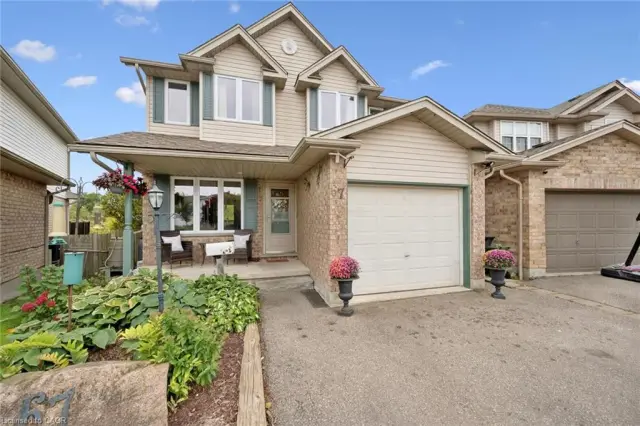 67 Cedarvale Avenue, Guelph ON N1E 6Y3