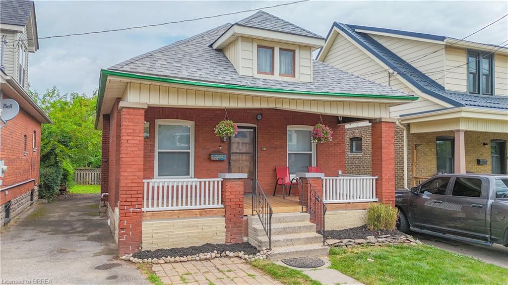 104 Mary Street, Brantford ON N3S 3B7