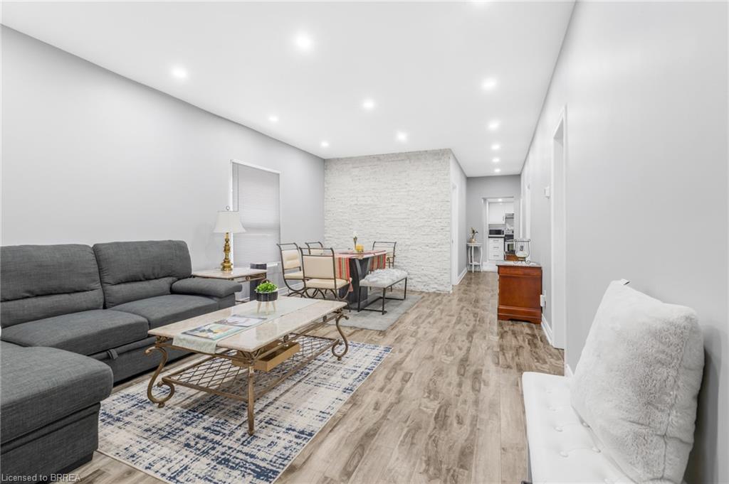 104 Mary Street, Brantford ON N3S 3B7