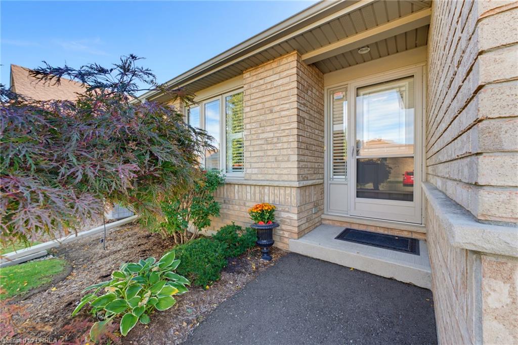 8-601 Conklin Road, Brantford ON N3T 0C1