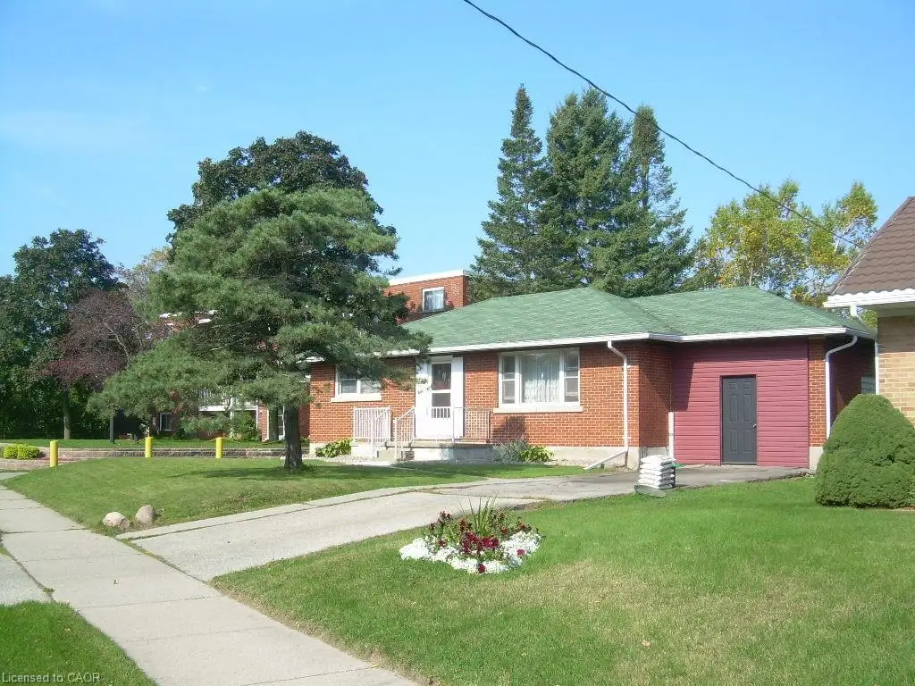 160 Erb Street E, Waterloo ON N2J 1M4