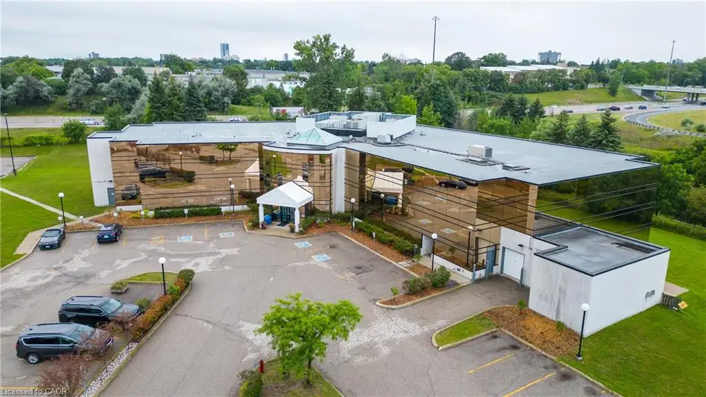 575 Riverbend Drive, Kitchener ON N2K 3S3