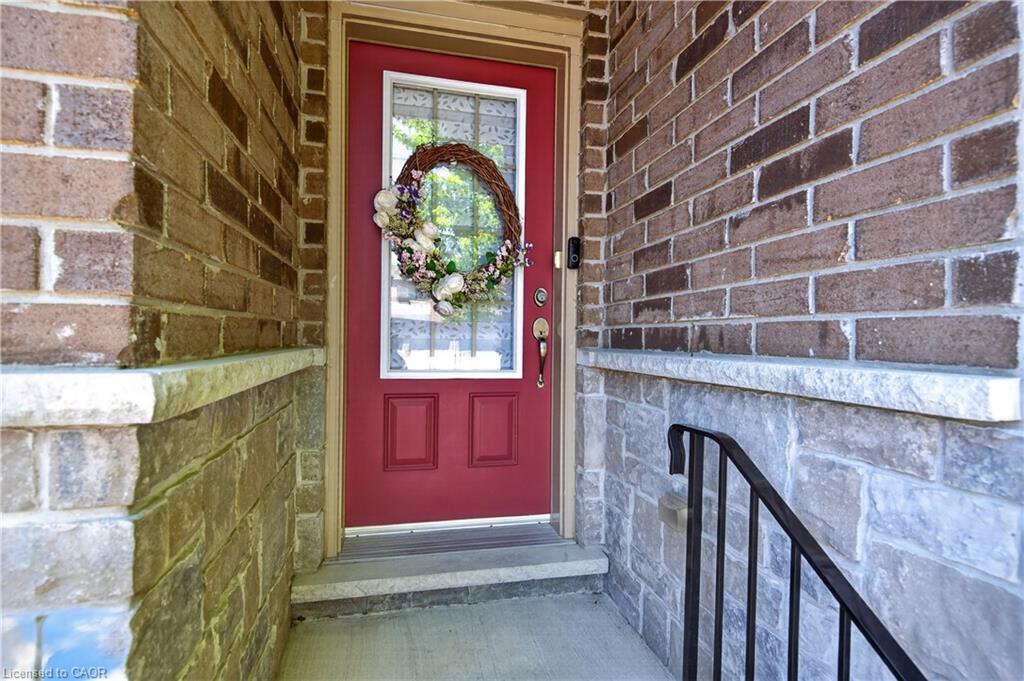 36 Banks Street, Brantford ON N3T 0H7