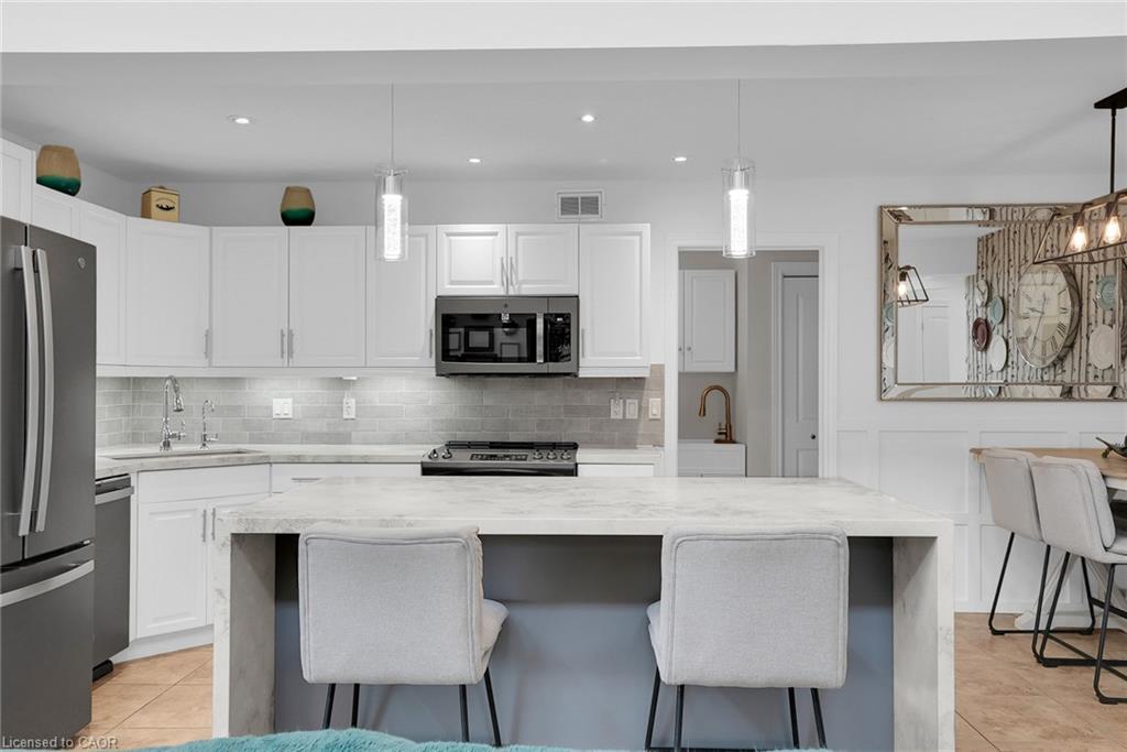 66-31 Townsend Drive, Breslau ON N0B 1M0