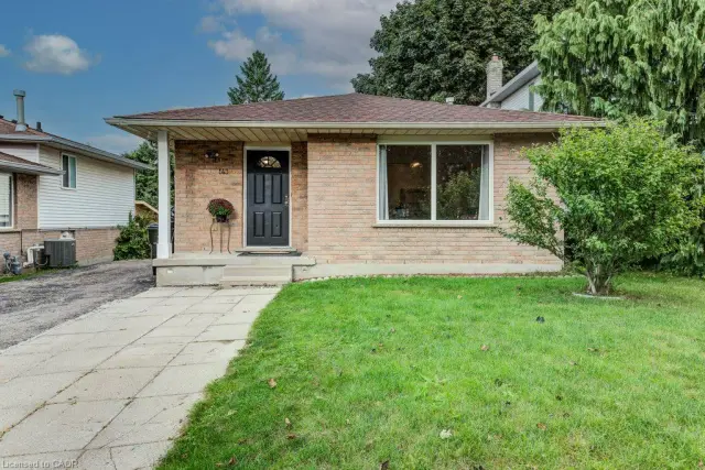143 Sunrise Place, Kitchener ON N2B 3S8