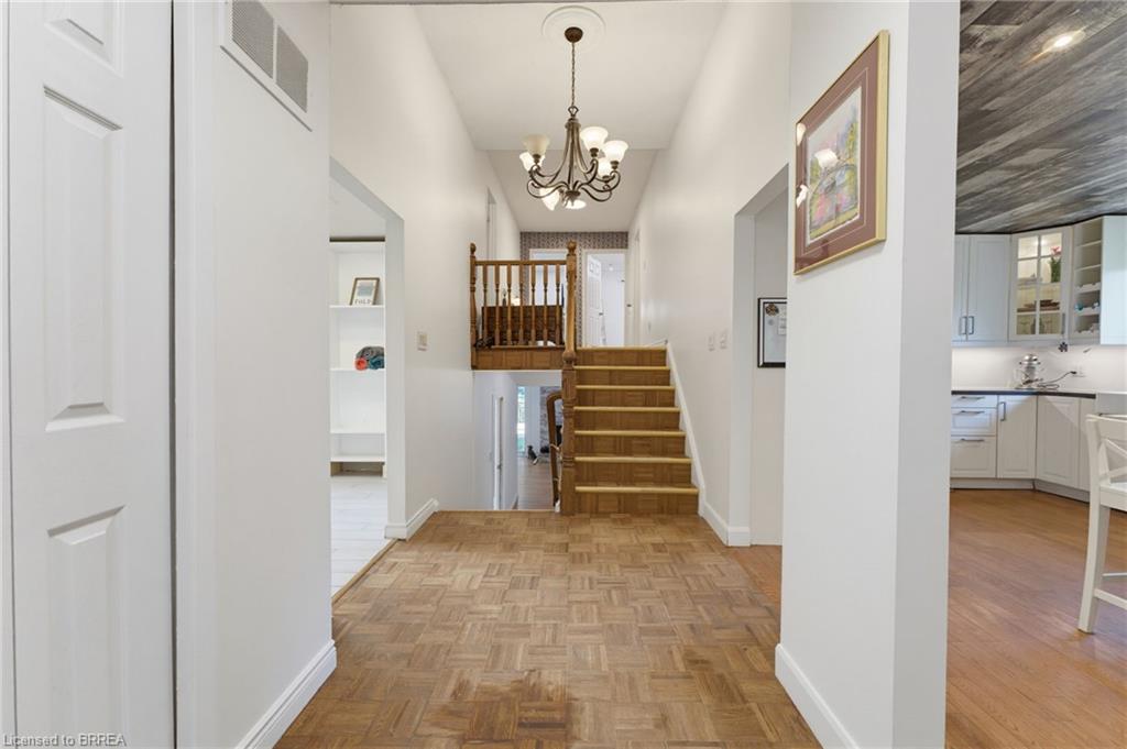 5 Keeler Place, Brantford ON N3S 7K6