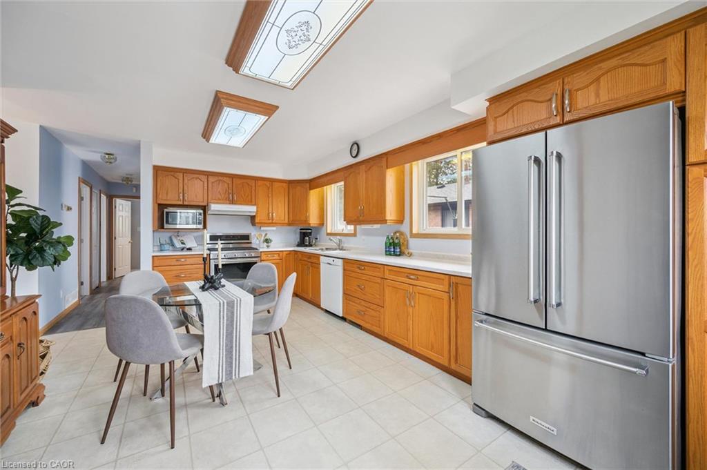 136 Woodlawn Avenue, Brantford ON N3R 6S2