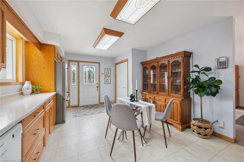 136 Woodlawn Avenue, Brantford ON N3R 6S2