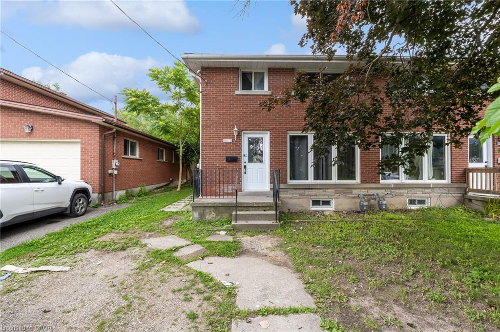 203B Erb Street, Waterloo ON N2J 1M7