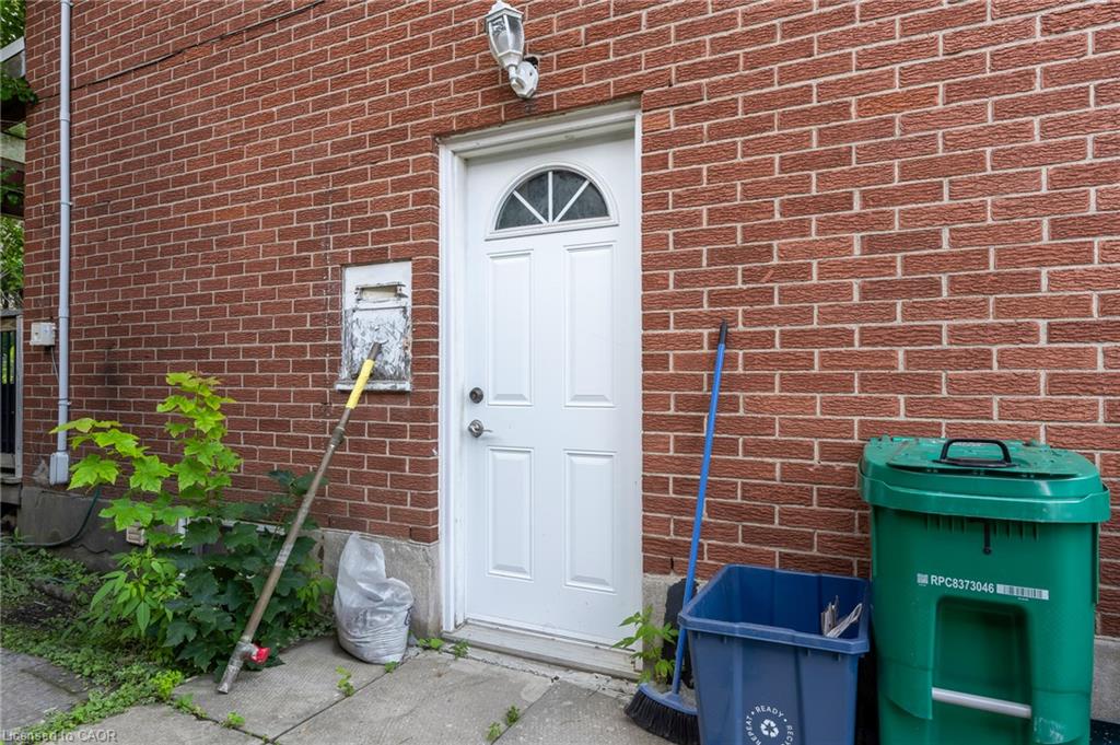 203B Erb Street, Waterloo ON N2J 1M7