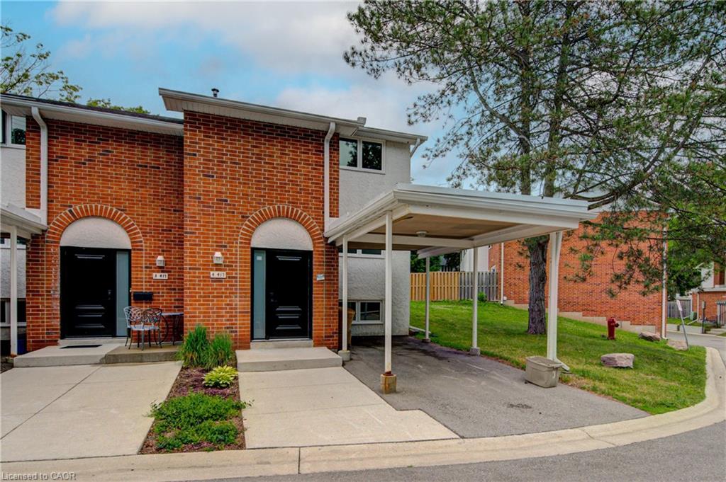 4-417 Keats Way, Waterloo ON N2L 5S7