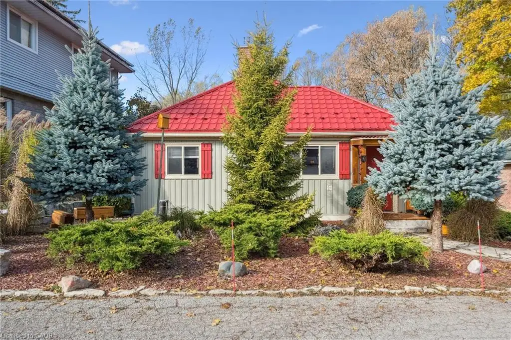 32 Holly Trail, Puslinch ON N3C 2V4