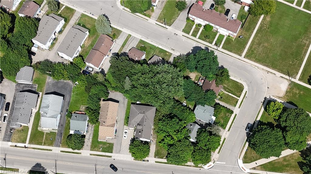262 Hazel Street, Waterloo ON N2L 3N9
