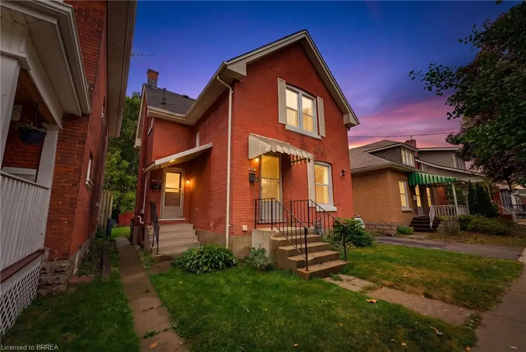 148 Albion Street, Brantford ON N3T 3M9