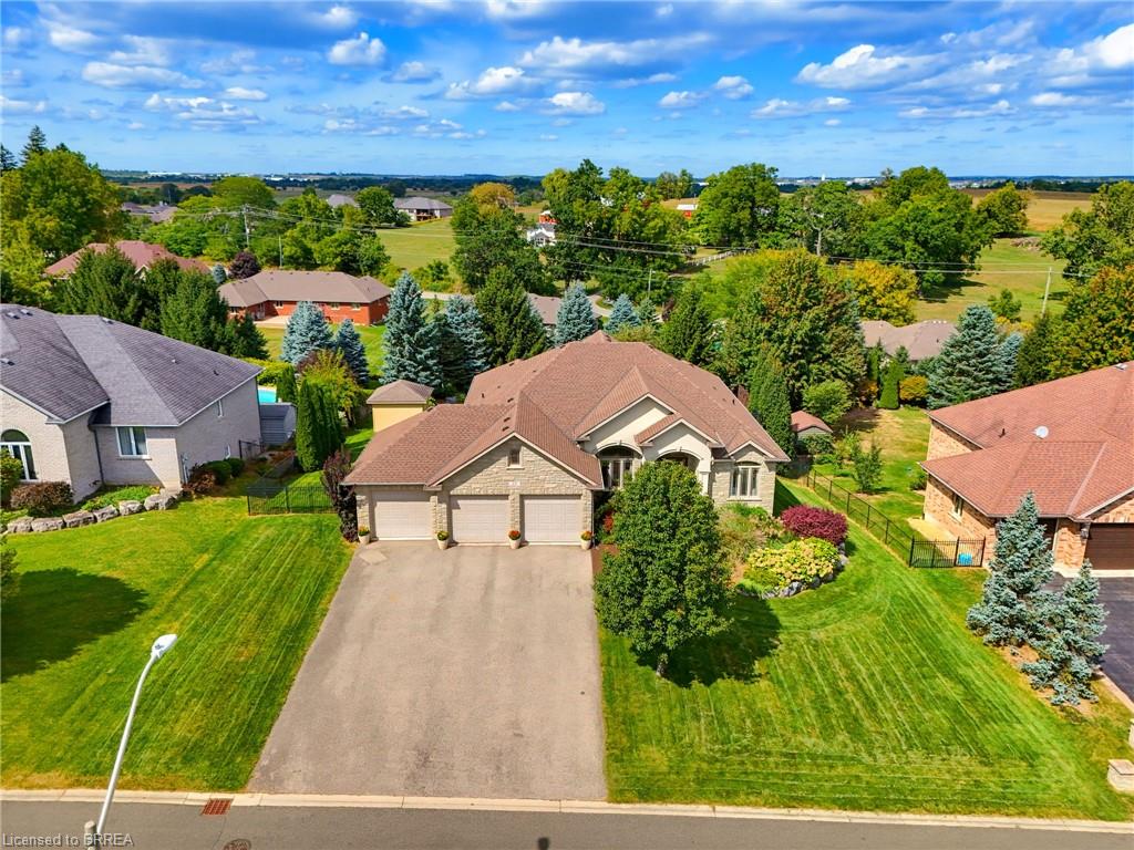 29 Farrow Road, Brantford ON N3T 0M4