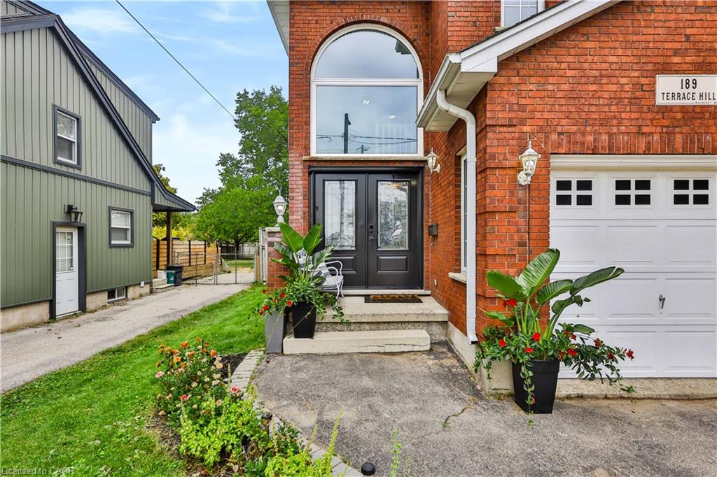 189 Terrace Hill Street, Brantford ON N3R 1S8