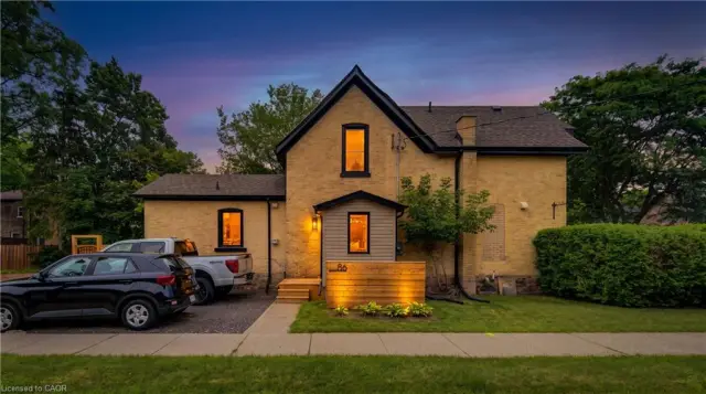 86 St Andrews Street, Cambridge ON N1S 1M4
