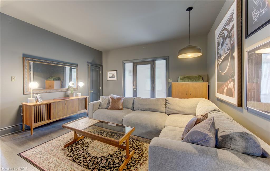 86 St Andrews Street, Cambridge ON N1S 1M4