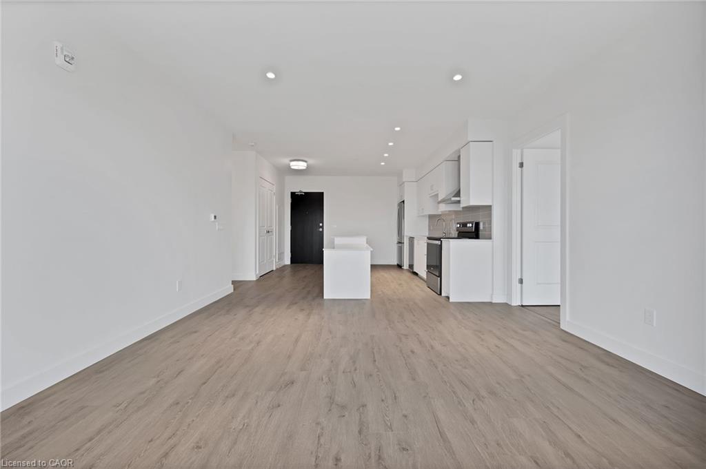 1904-15 Glebe Street, Cambridge ON N1S 0C3