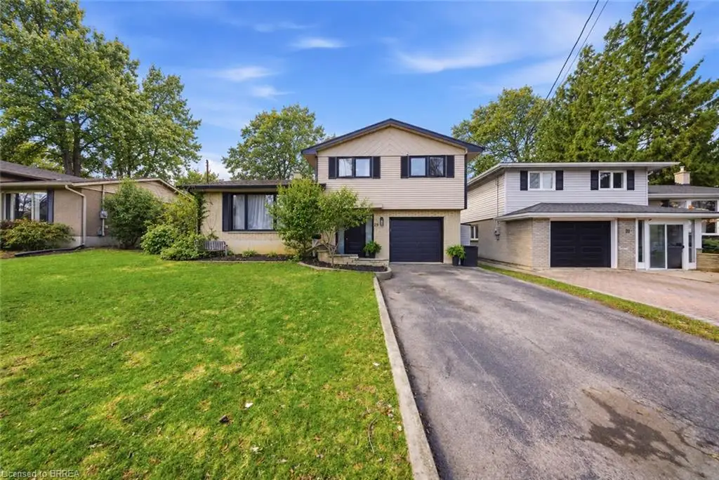 29 Allwood Street, Brantford ON N3R 2V2