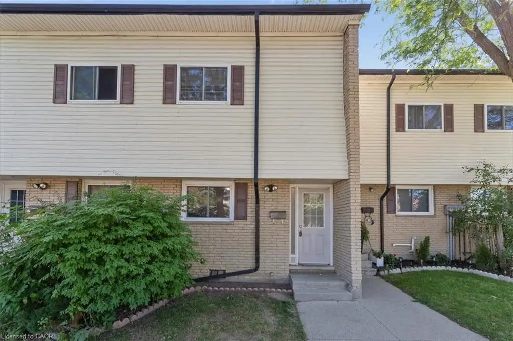 8-211 Veronica Drive, Kitchener ON N2A 2R8