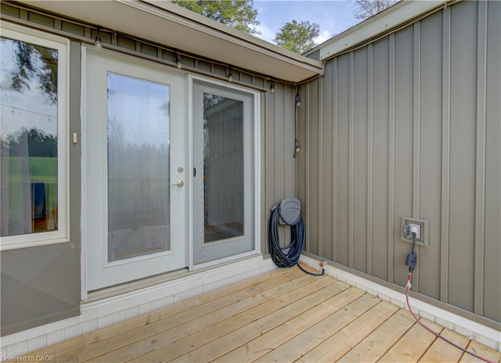 79-580 Beaver Creek Road, Waterloo ON N2J 3Z4