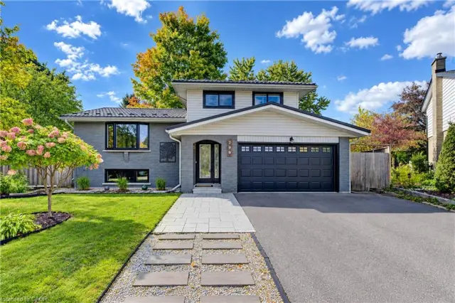 299 Creighton Court, Waterloo ON N2K 1W5