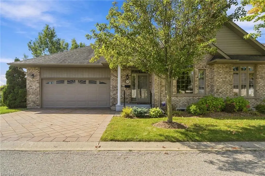 9-500 Lakeview Drive, Woodstock ON N4T 1W4