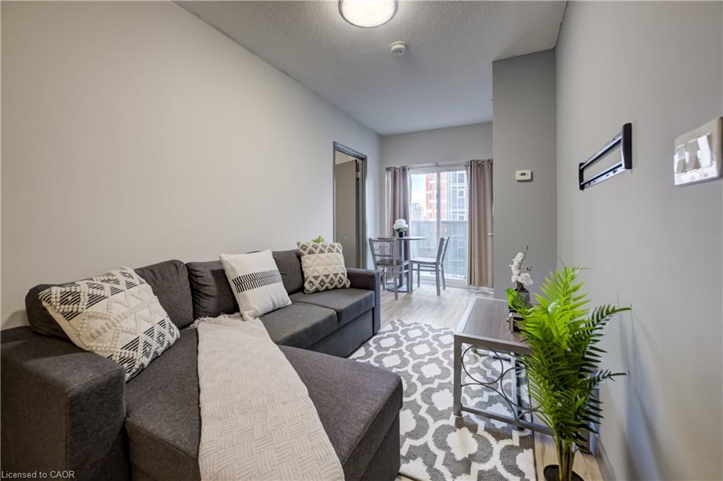 198-258A Sunview Street, Waterloo ON N2L 0H6