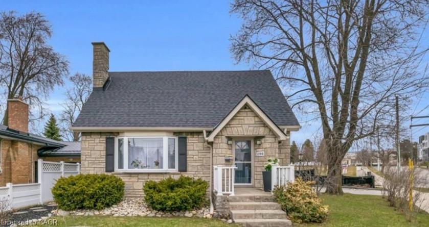 296 Weber Street E, Kitchener ON N2H 1G2