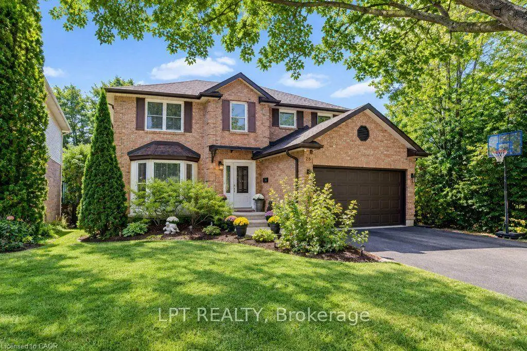 28 Bridlewood Drive, Guelph ON N1G 4B2