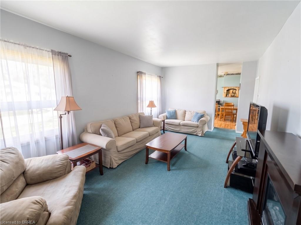 92 Mary Street, Brantford ON N3S 3B6