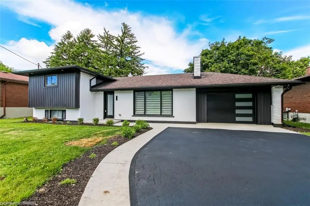22 Kensington Avenue, Brantford ON N3R 3N7