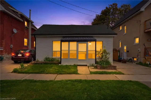 291 Park Avenue, Brantford ON N3S 5L2