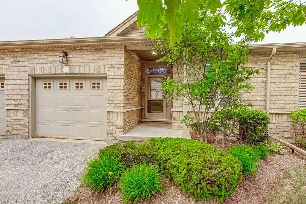 109-20 Isherwood Avenue, Cambridge ON N1R 8P9