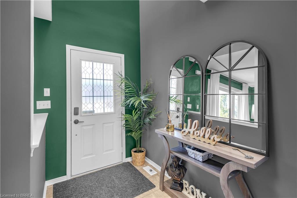 30 Stowe Terrace, Brantford ON N3T 6P2